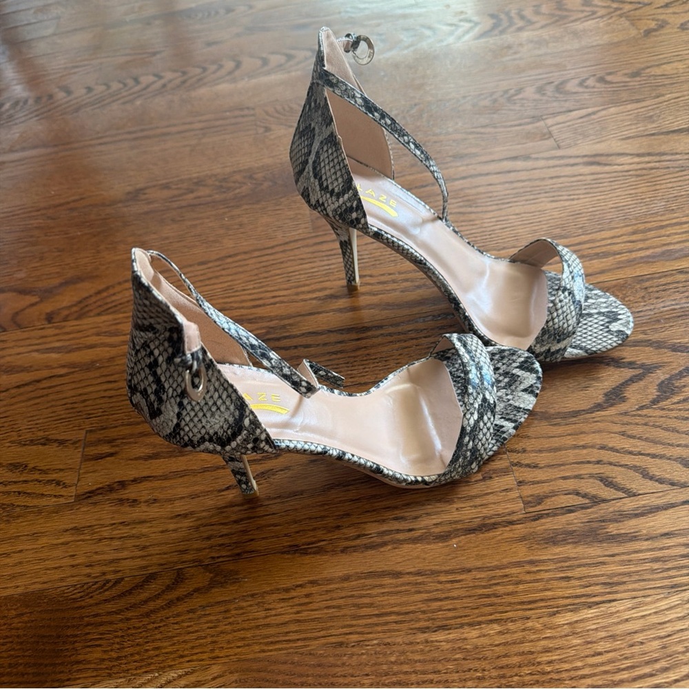 Glaze Snakeskin Patterned Heels